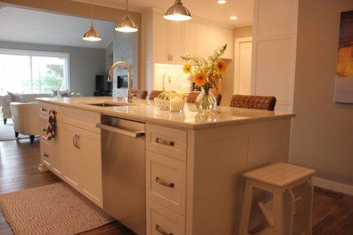kitchen island alternate view